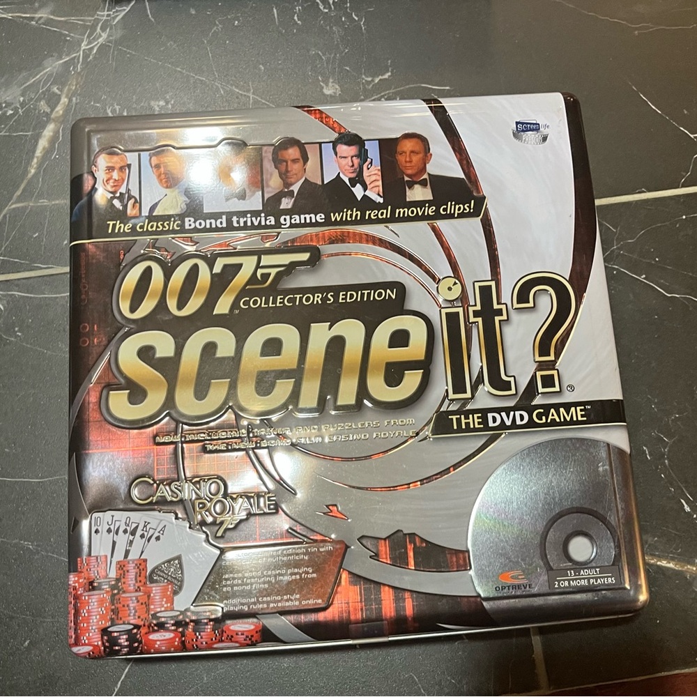 SCENE IT The DVD Game 007 Collectors Edition The Classic James Bond Trivia Game